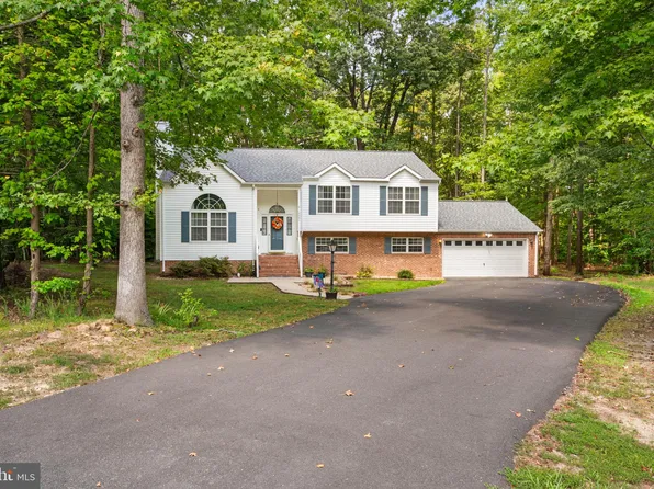 15597 Delaware Dr, King George, VA 22485