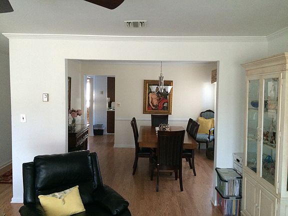 4th image of 8 Calico Dr