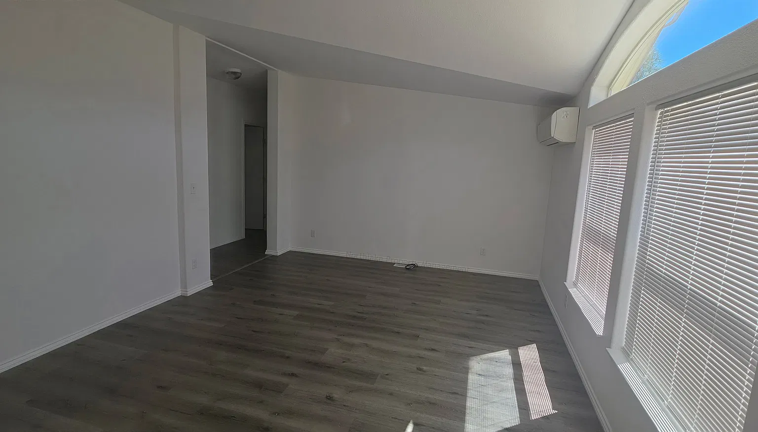 3 bed, $2,450 — Photo 4