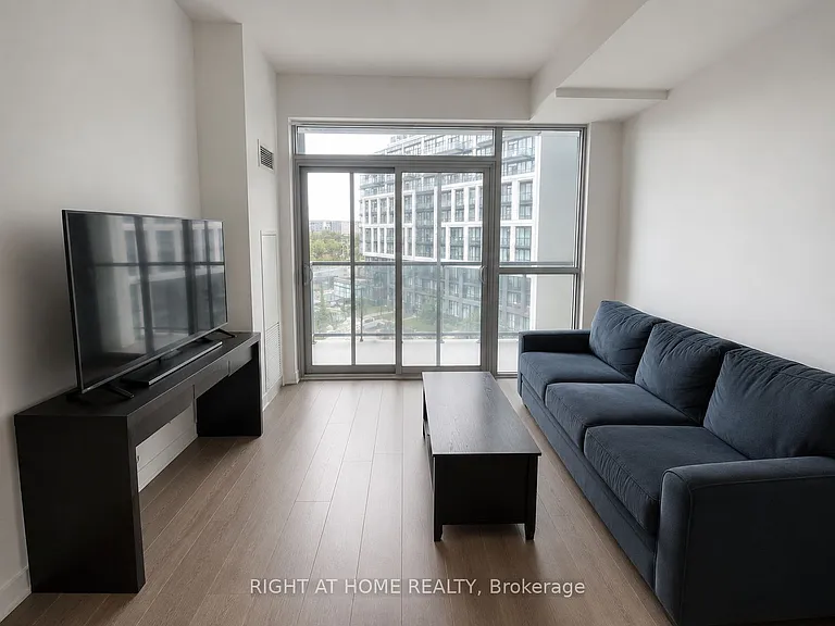 60 George Butchart Dr #513 — Photo 5