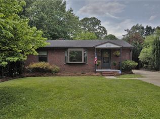 1704 Ardsley St, Winston Salem, NC 27103