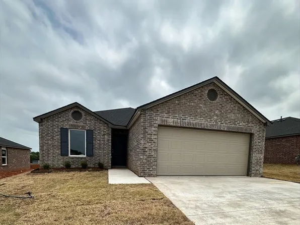 794 SW 11th St, Newcastle, OK 73065