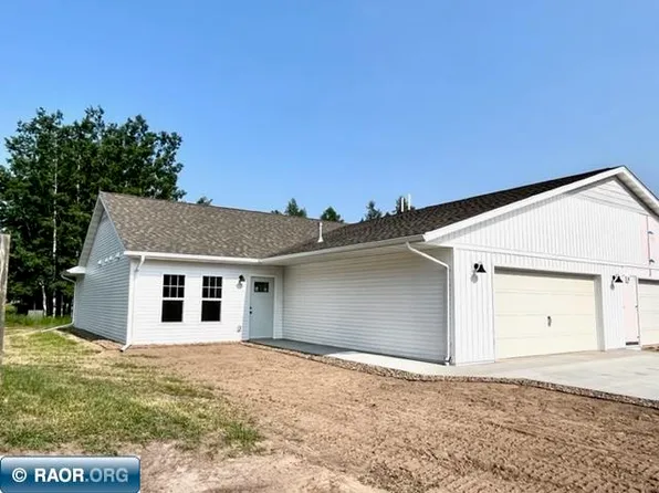 2116 E 25th St, Hibbing, MN 55746