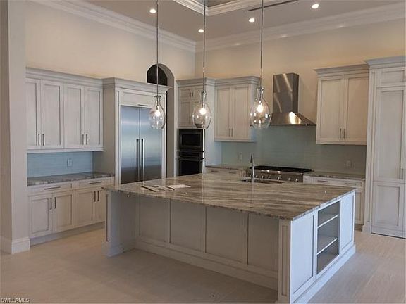 3rd image of 6083 Sunnyslope Dr