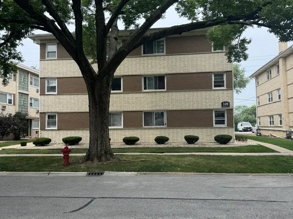 320 Beach Ave APT 3C, La Grange Park, IL 60526