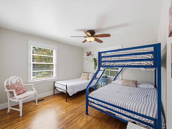 4th image of 2214 White Ave