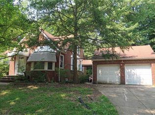 4122 Ridgeview Rd, Cleveland, OH 44144