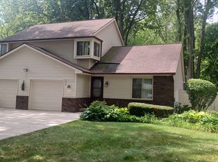 3656 Schauman Dr #3656, Saginaw, MI 48601