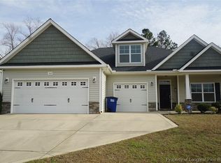 162 Stonebriar Ave, Raeford, NC 28376