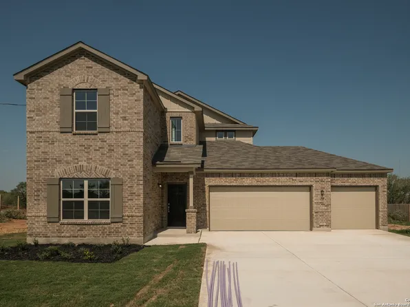 125 Calgary Drive, Floresville, TX 78114