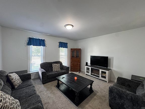 3rd image of 617 S Locke St