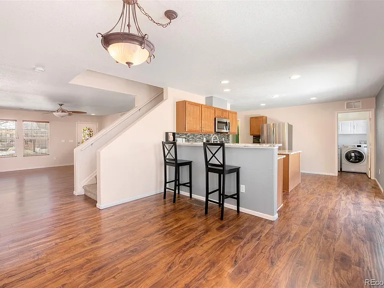 1808 Quartz St — Photo 4