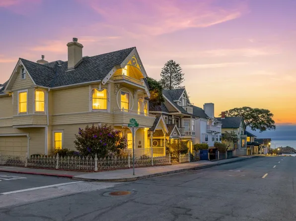 132 Forest Ave, Pacific Grove, CA 93950