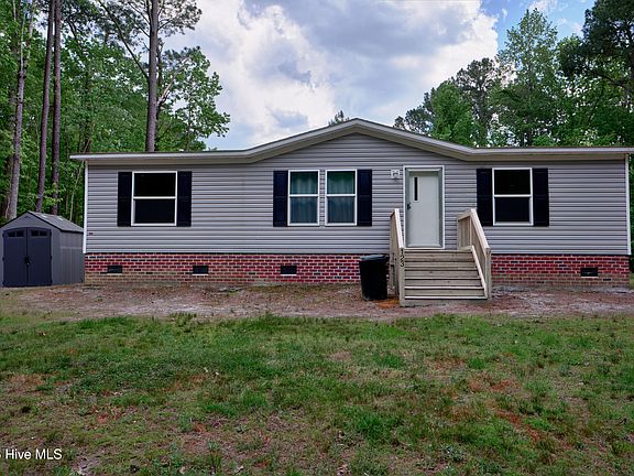 2nd image of 123 Seabreeze Road