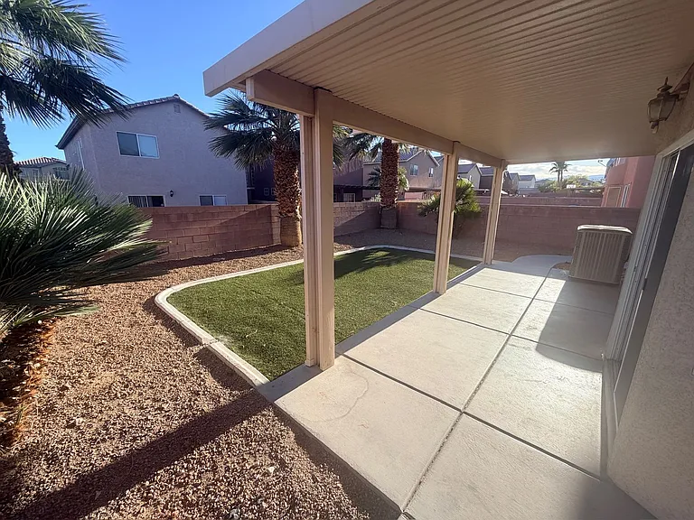 625 Sterling Spur Ave — Photo 9