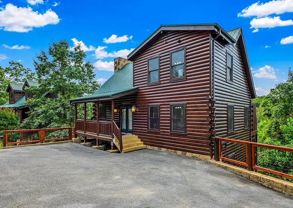 1st image of 2049 Settlers Ridge Way