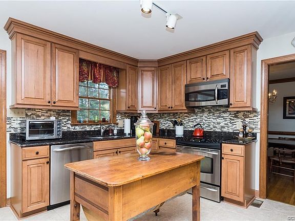 3rd image of 14155 Trails End Dr