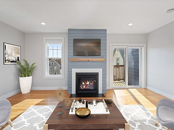 4th image of 2064 Dorchester Ave #3