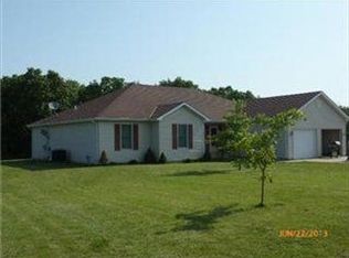 8864 SW Tri County Line Rd, Lathrop, MO 64465