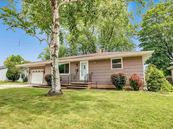 1300 N Locust St, Green Bay, WI 54303