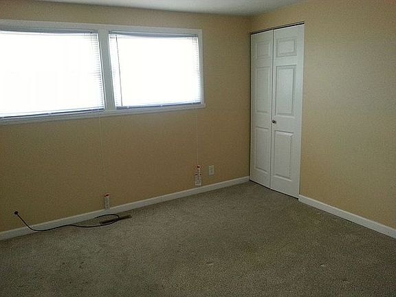 5th image of 307 Amarillo Dr