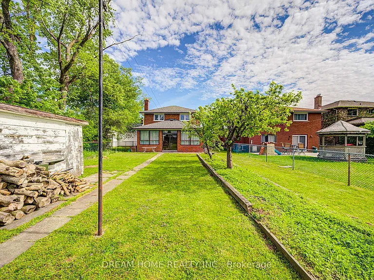 98 Weldrick Rd W — Photo 25