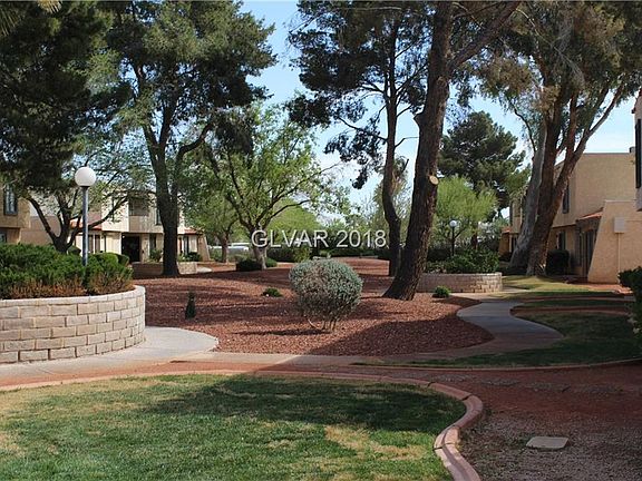 2nd image of 431 Las Casitas Way