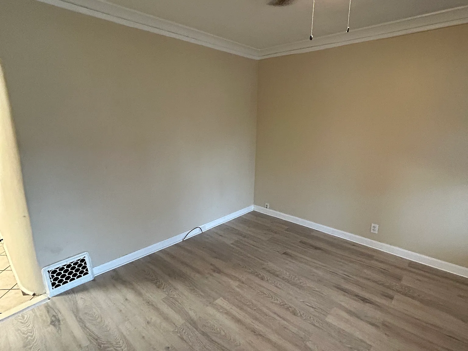 1 bed, 700 sqft, $950 — Photo 2