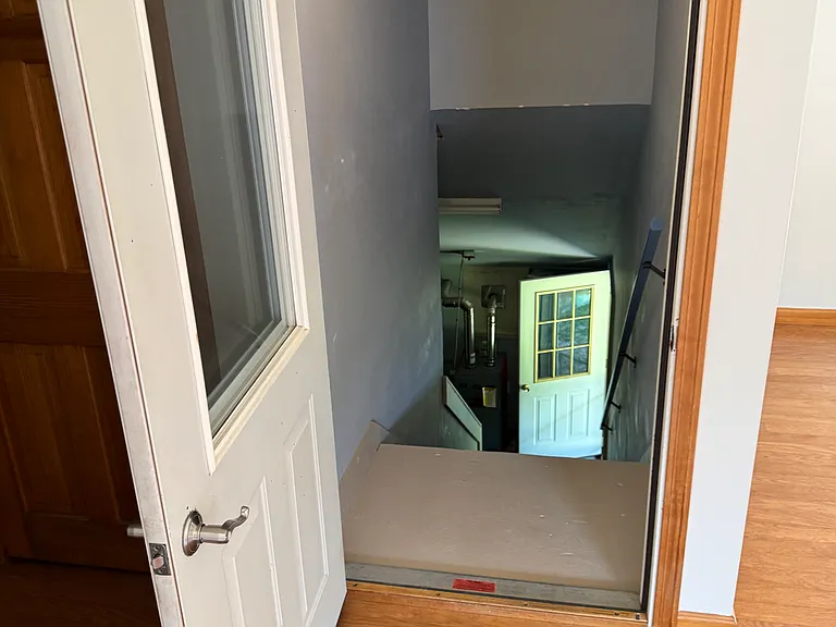 Caron Pl — Photo 11