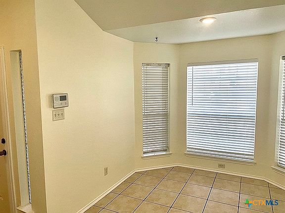4th image of 3010 Traverse Dr