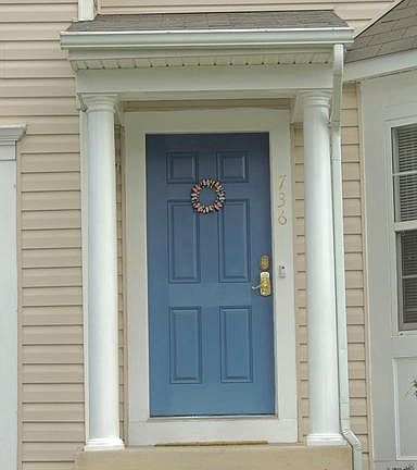 2nd image of 736 Holly Crest Dr