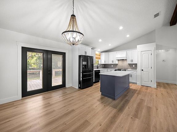 5th image of 5214 SE 113th Pl
