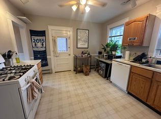 10 Chatham St #6, Cambridge, MA 02139