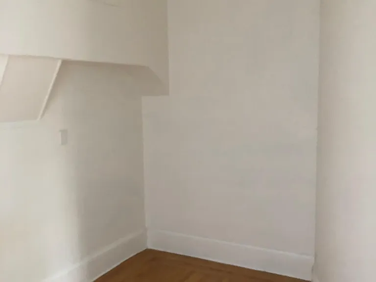 870 3rd St #2 — Photo 5