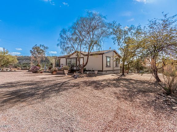 3rd image of 48431 N 7TH Avenue