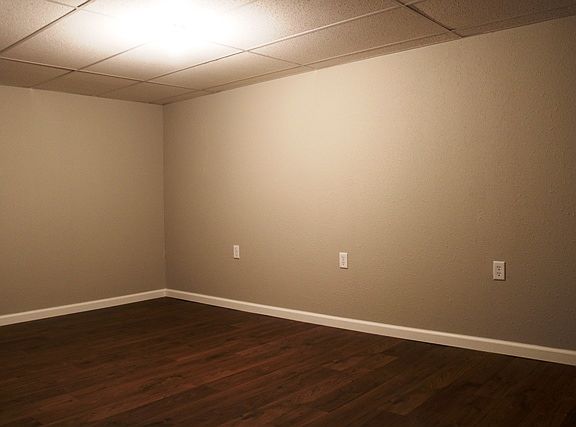 bedroom/office in basement
