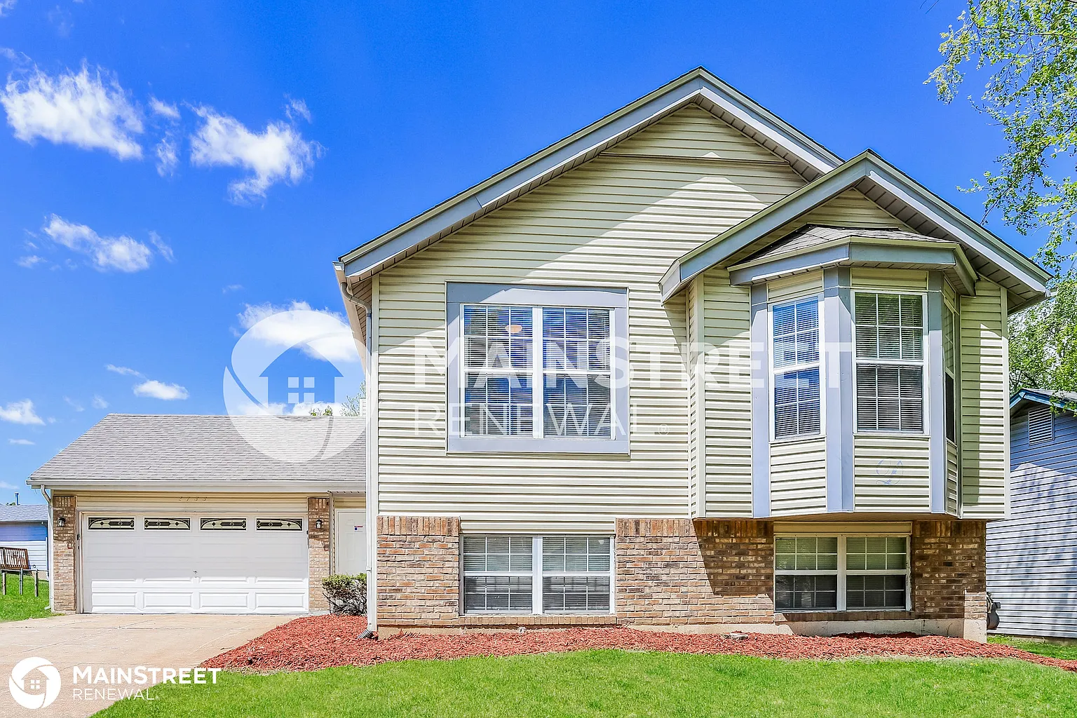 2733 Freemantle Dr photo 1