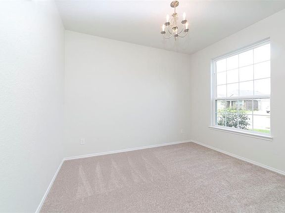 4th image of 3327 Driftwood Meadow Ln
