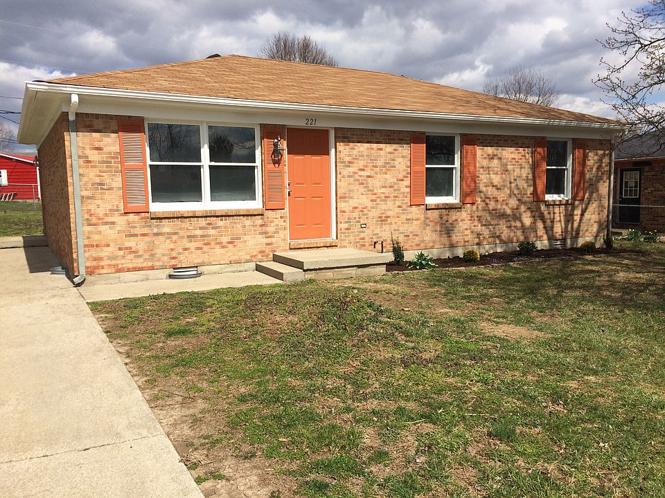 1st image of 221 Chrisman Ln