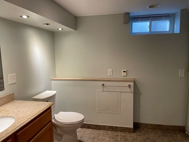 2992 W Owasso Blvd — Photo 24