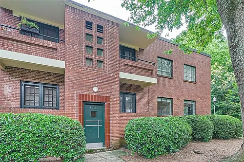 1381 Normandy Dr #2 Photo 1