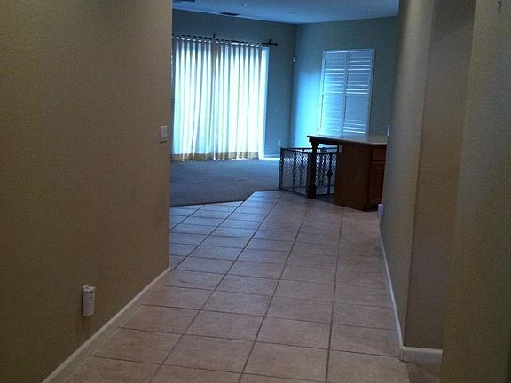 3rd image of 4084 Clarewood Way