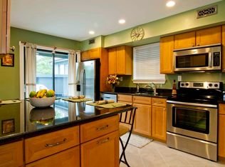 300-3D Gemini Dr, Hillsborough, NJ 08844