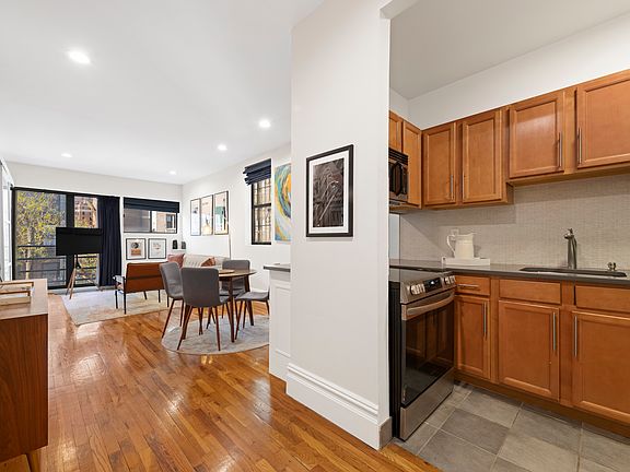 5th image of 154 W 15th St APT 4B