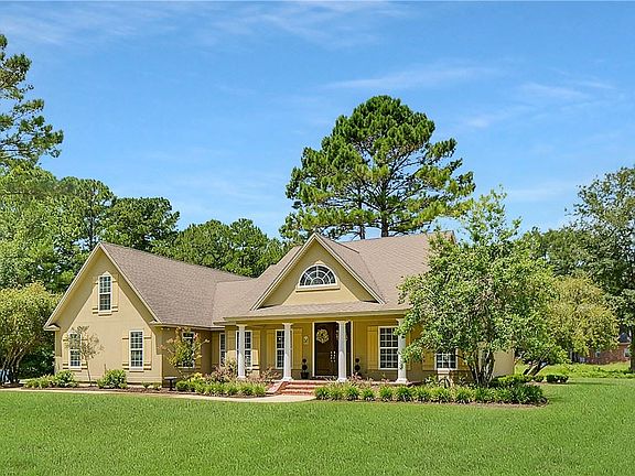 2nd image of 146 Chinquapin Dr