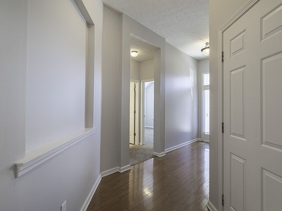 4th image of 623 Glenmede Ln
