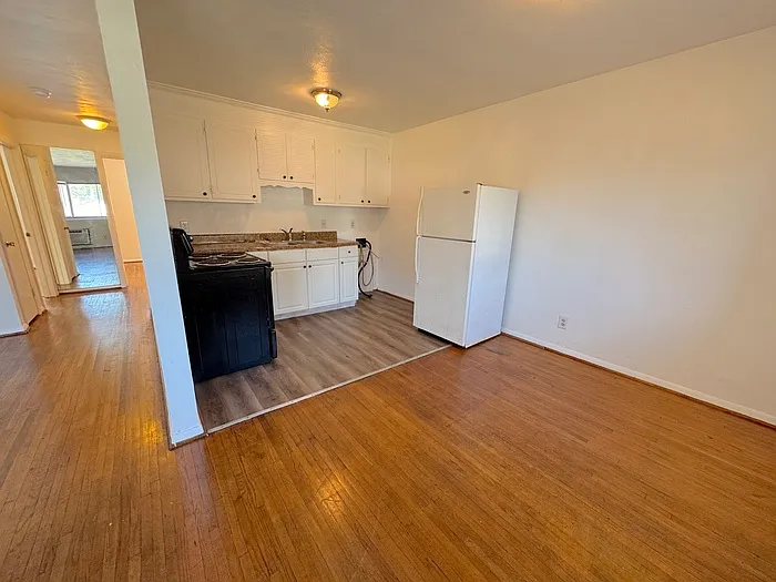 406 Bosley Ave #D — Photo 11