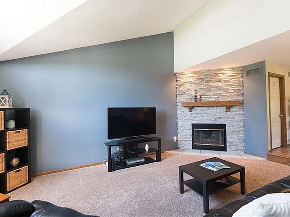 3rd image of 112 Dolores Dr
