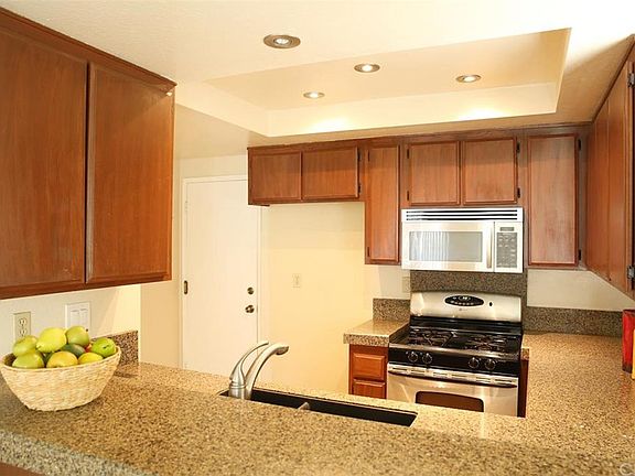 2nd image of 1031 S Palmetto Ave APT D1