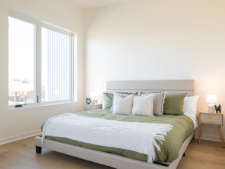 1015 Pacific St #10 — Photo 6